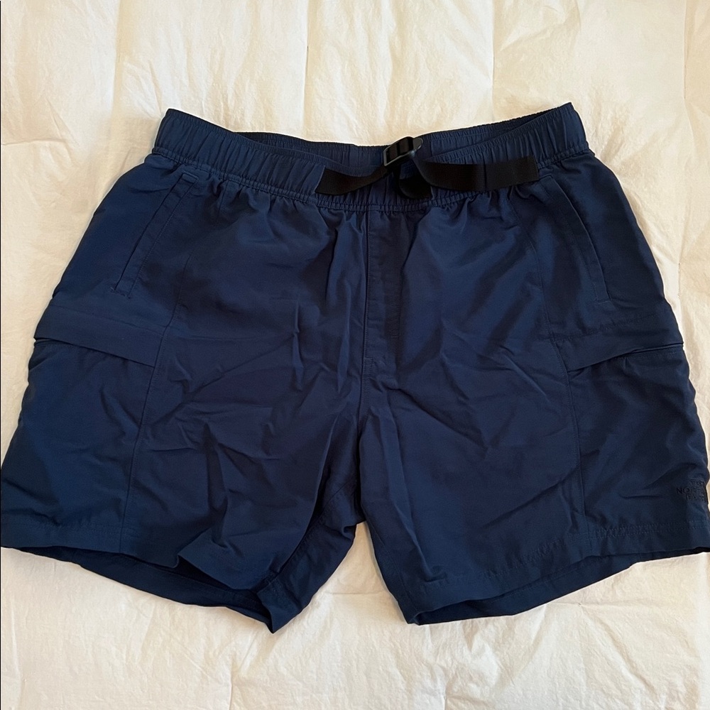 The North Face Blue Cargo Activewear Shorts sz L
